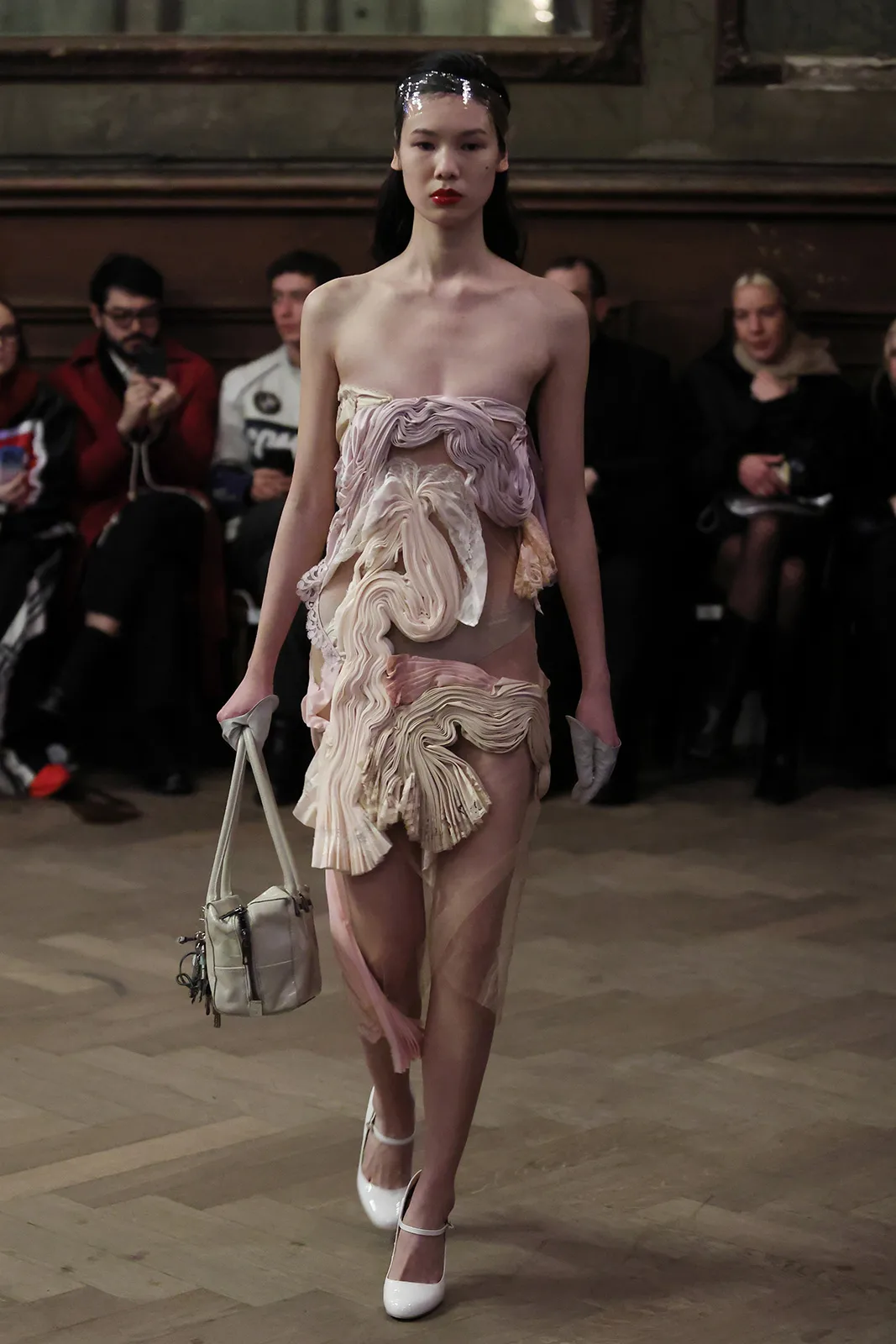 LOU_DE_BÈTOLY_AW25_Look10_Press_by_Boris-Marberg_for_BFW
