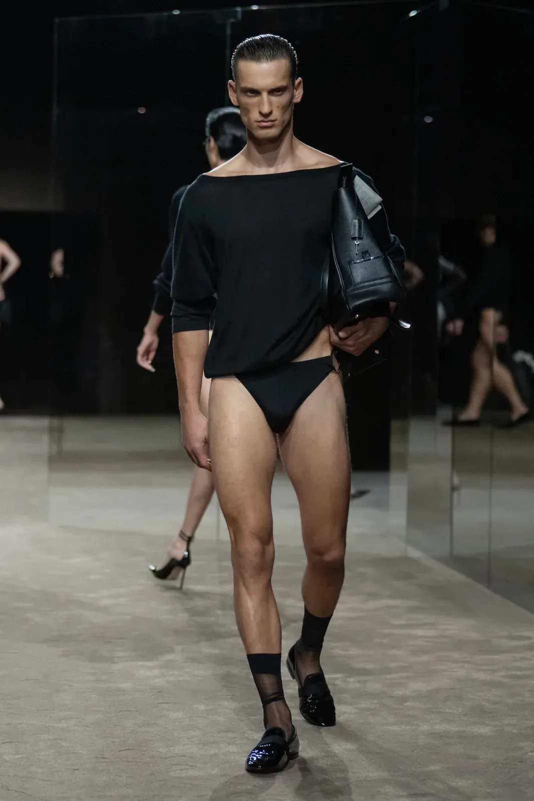 metal-tom-ford-ss27-44