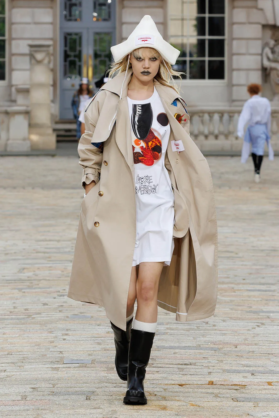 Loverboy_AW24_runway_press_look16 copia
