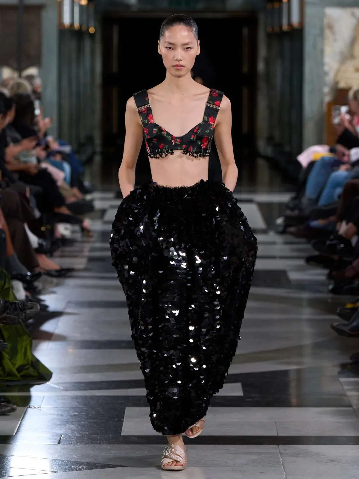 metal-london-fashion-week-ss27-simone-rocha-10