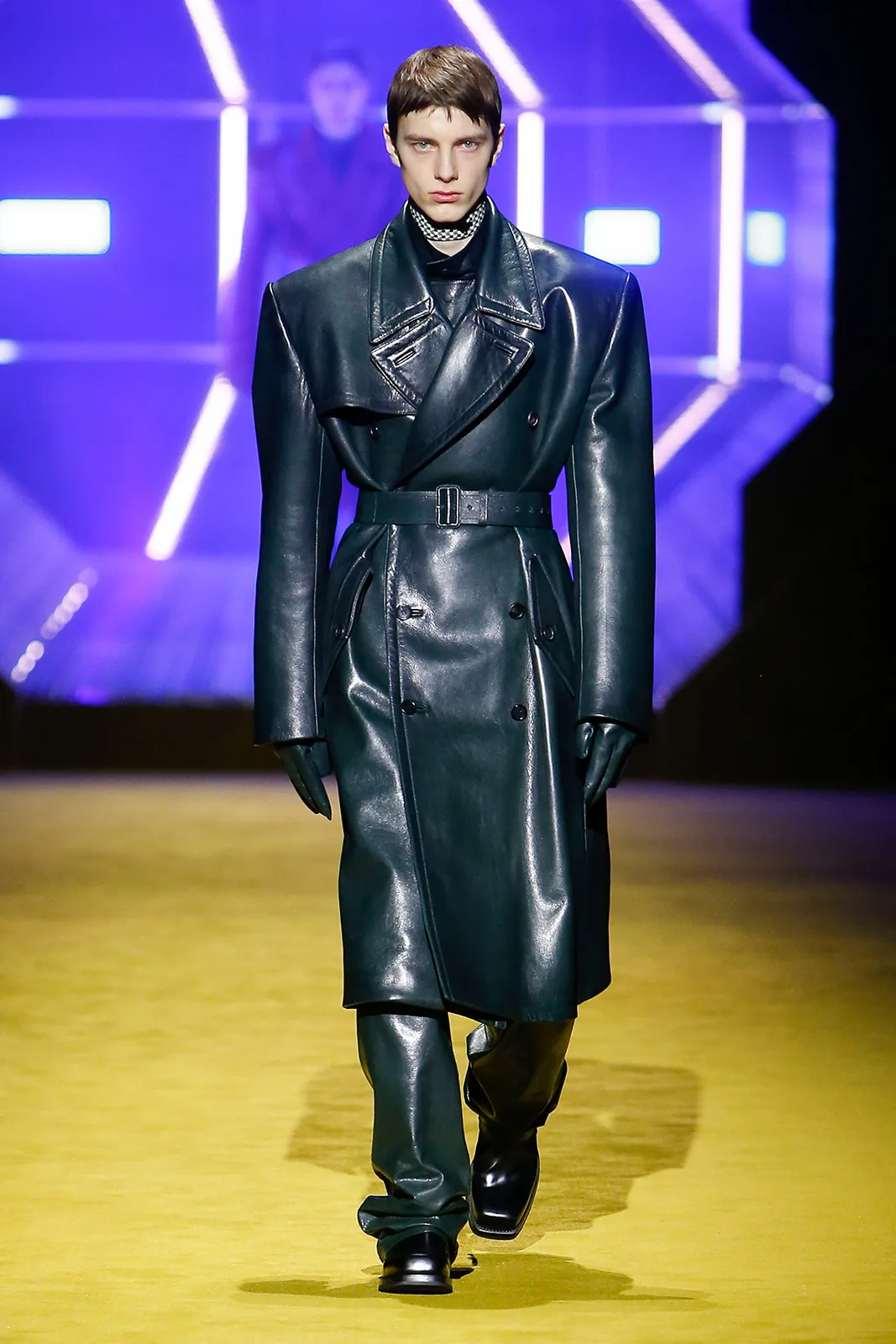 Prada Uomo F W22 Look7