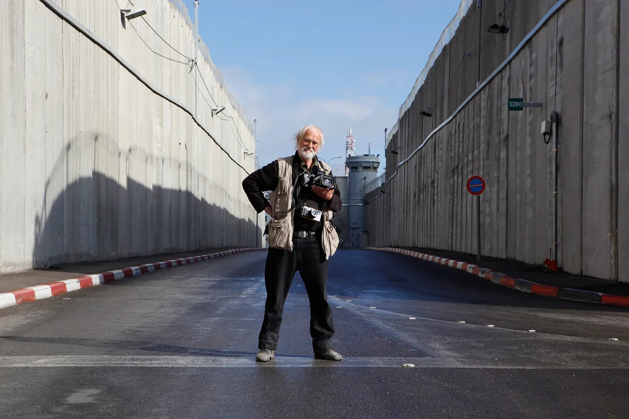 06 Koudelka Shooting Holy Land Copyright Gilad Baram.jpg