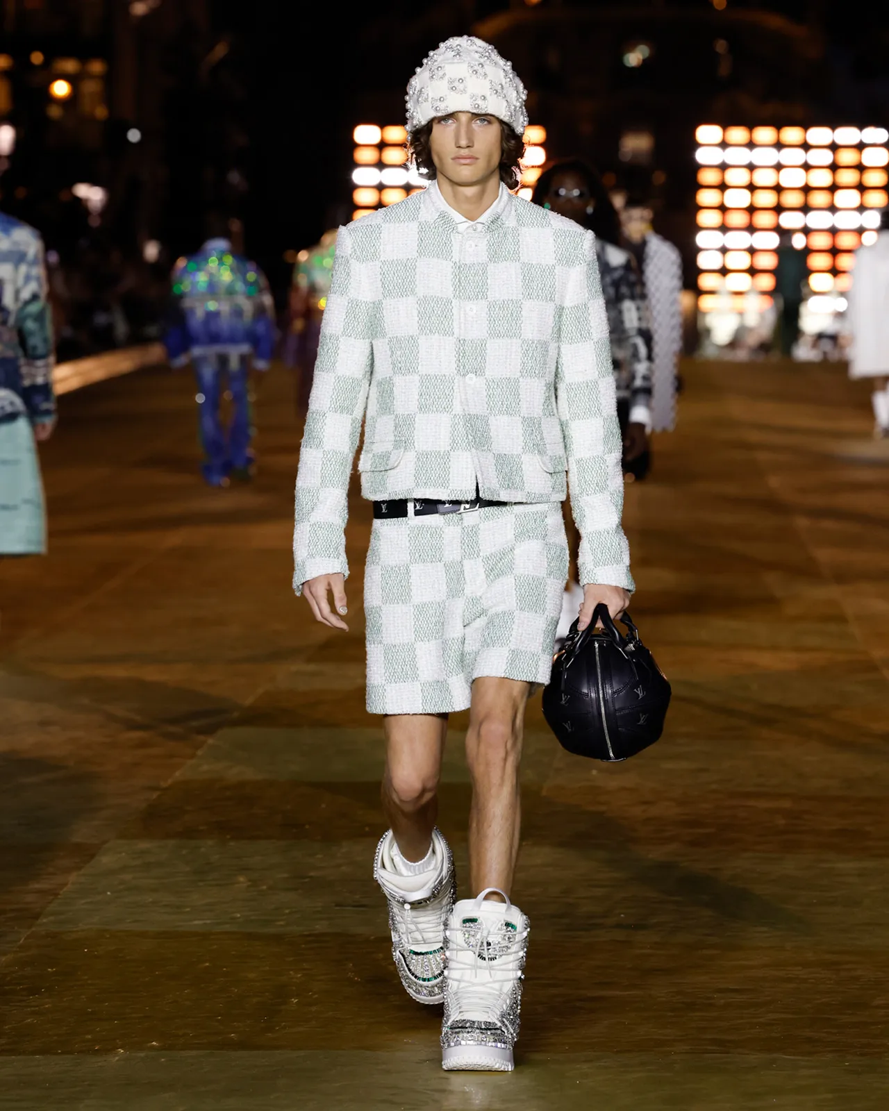 Louis Vuitton Mens Spring Summer 2024 Look 42