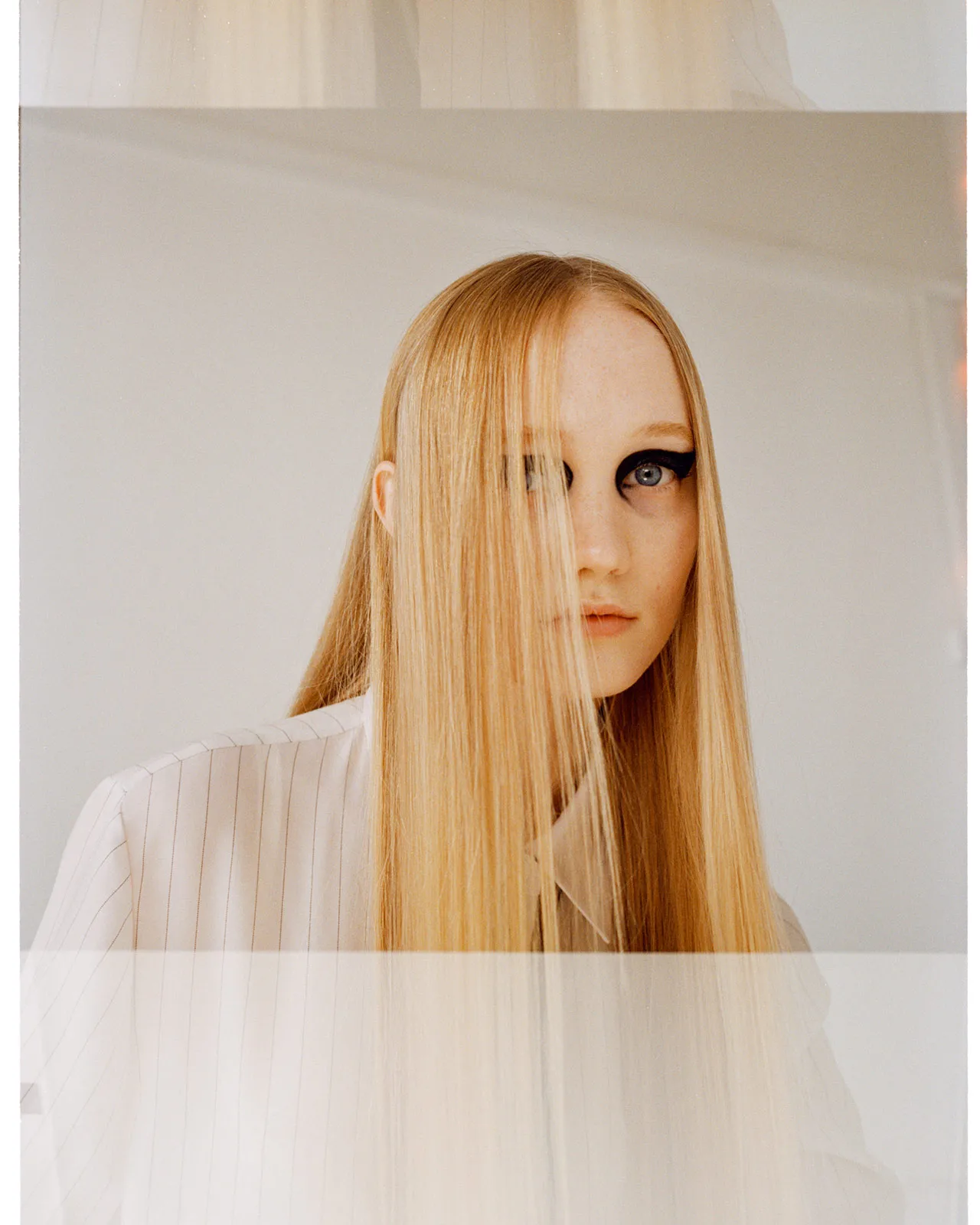Hedvig Jenning Andrea Horn Metalmagazine 20
