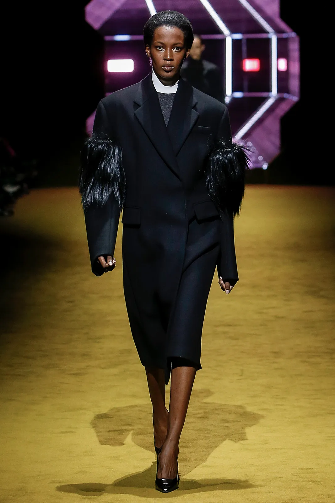 51 Prada Donna F W22