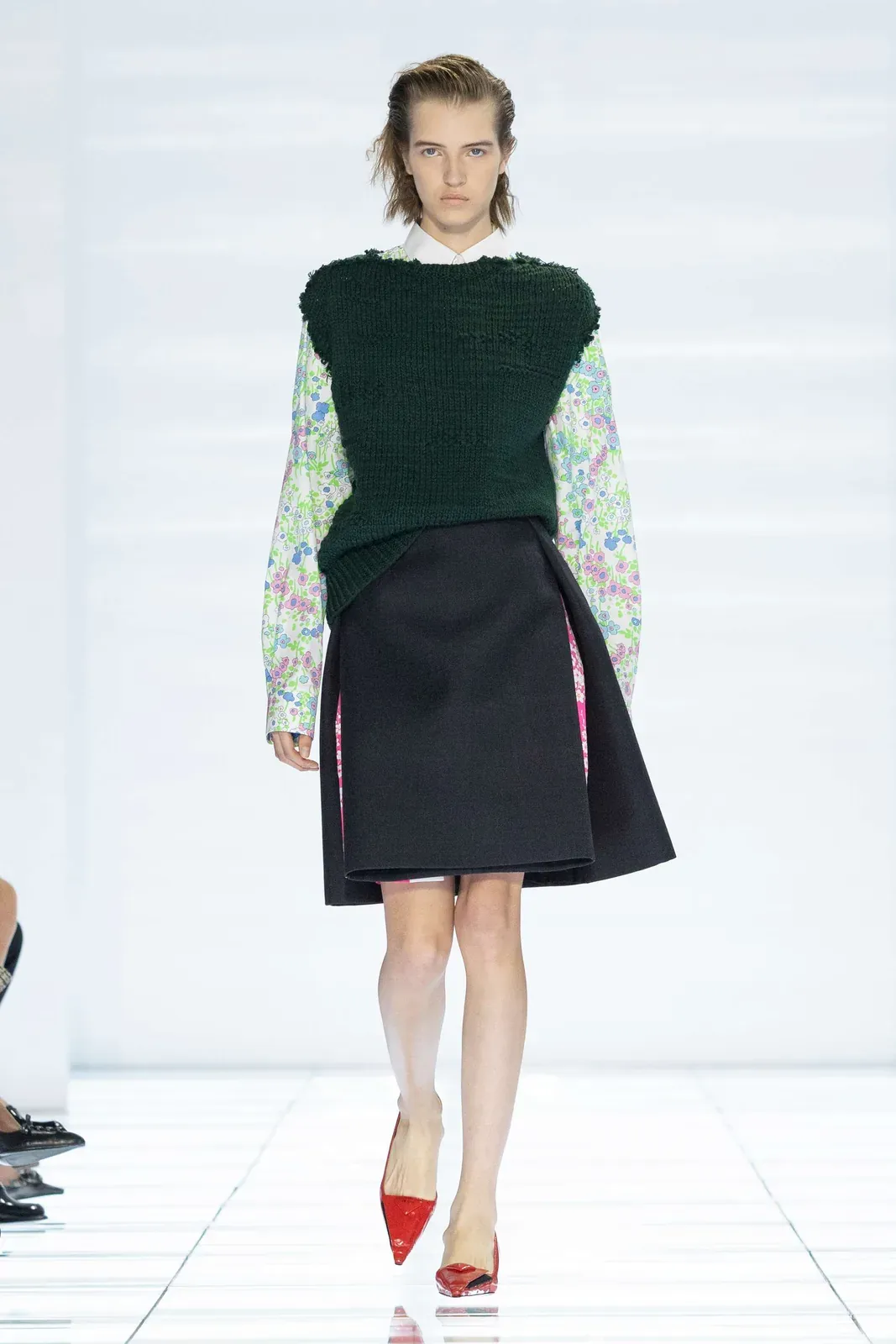 metal-prada-ss27-15.webp