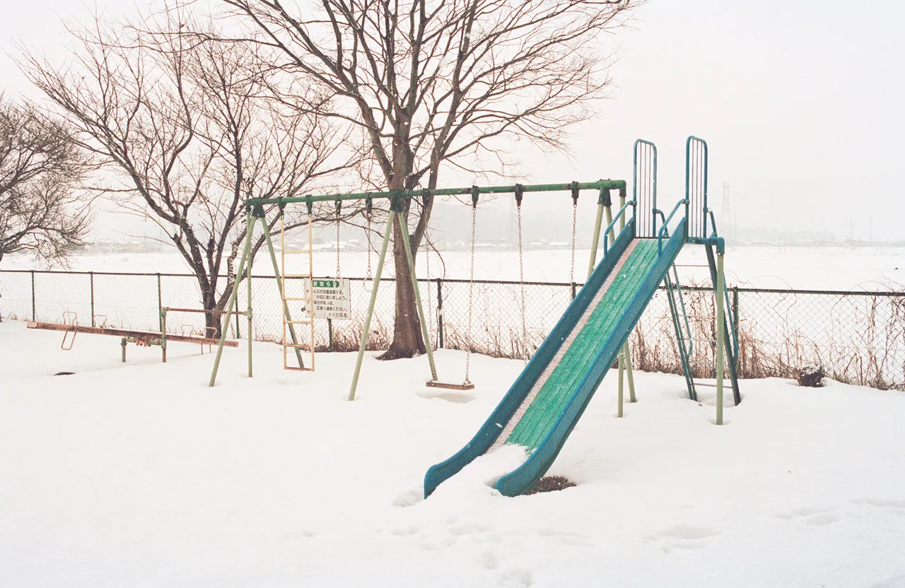 Seasonal Abandonmentof Imaginary Worlds Carine Thevenau Metalmagazine 6