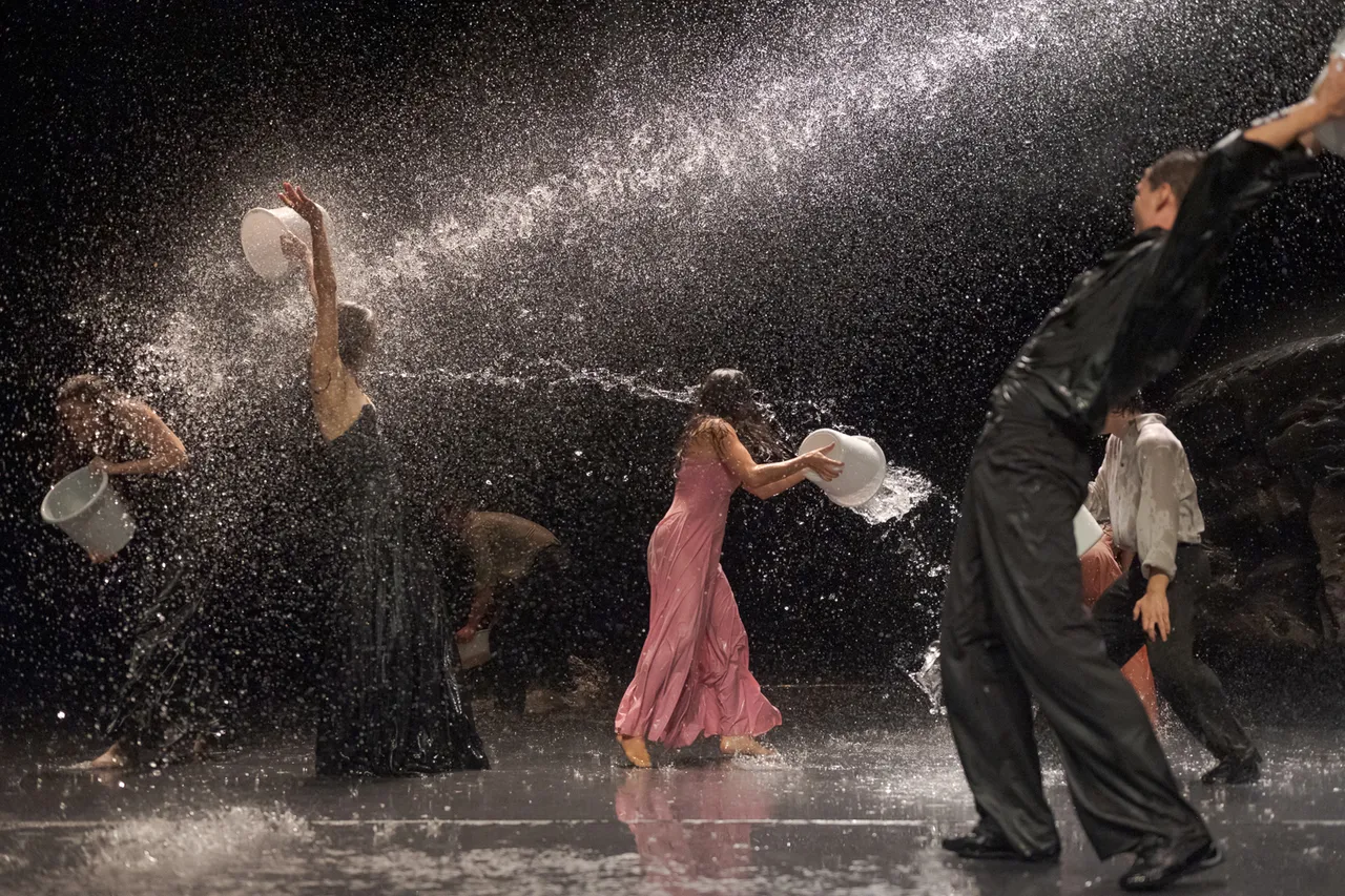 Pina-Bausch-Vollmond_3