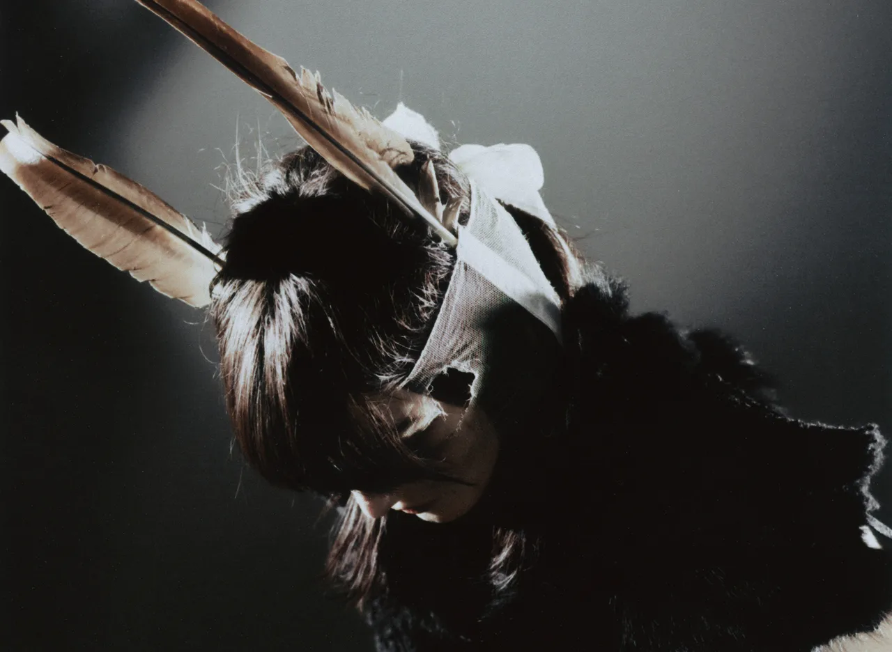 October_and_TheEyes_9
