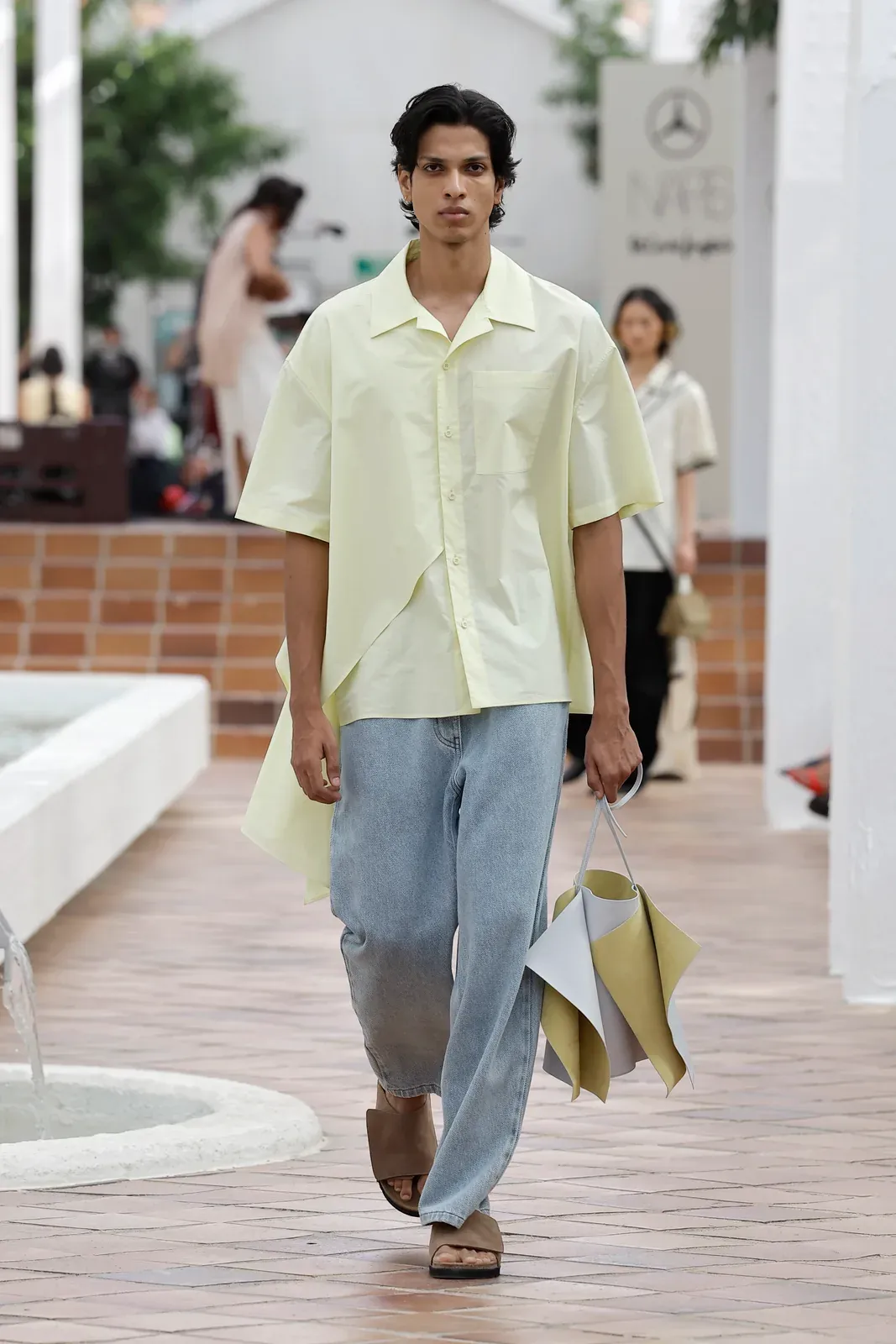 metal-adolfo-dominguez-ss27-07