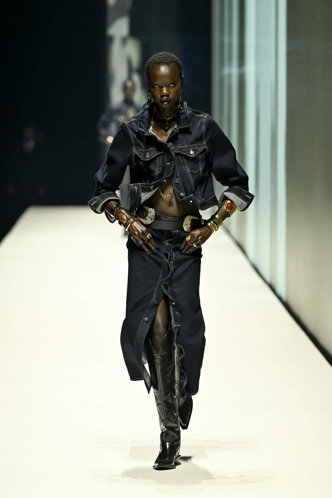 metal-hm-fw26-49.webp