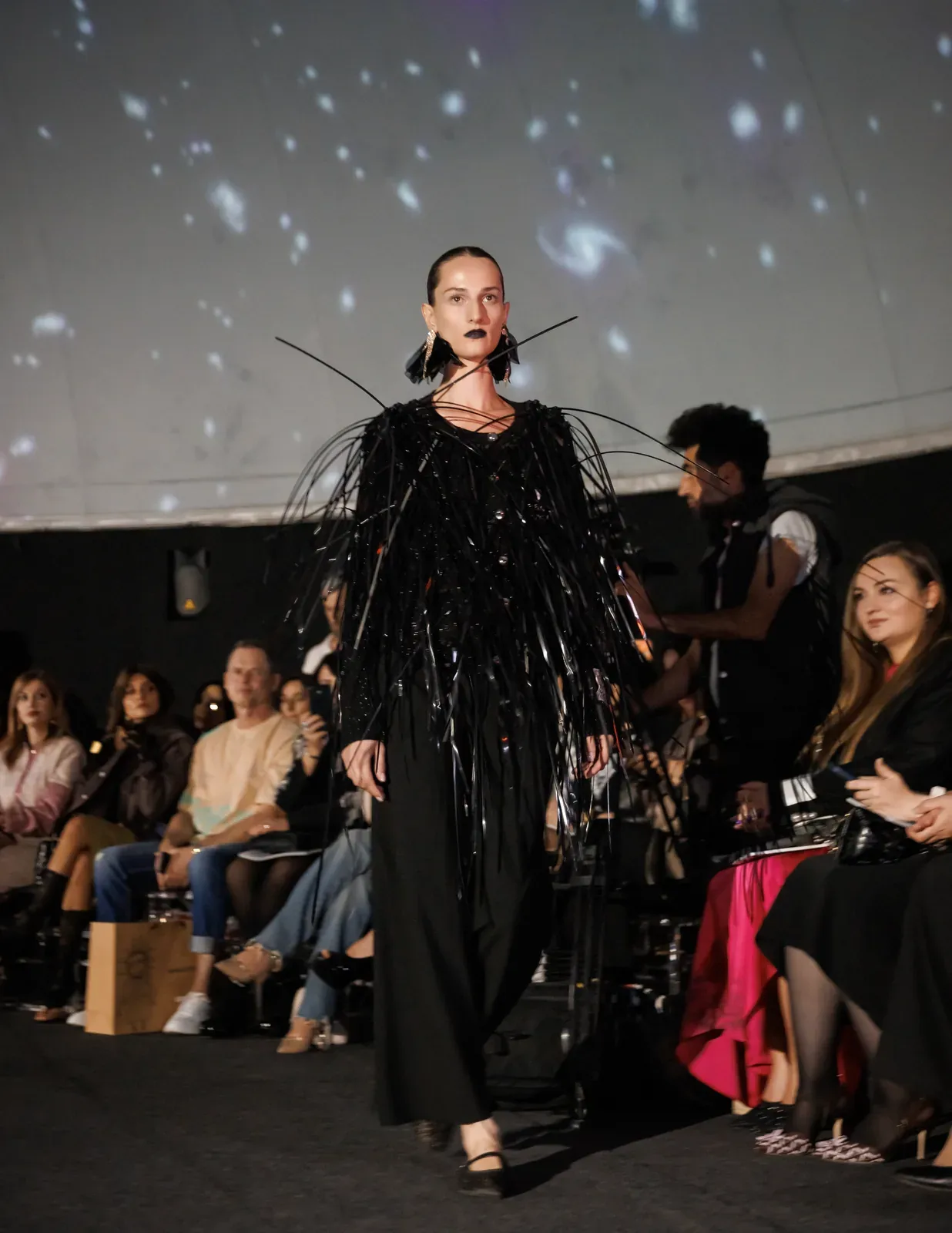metal-yerevan-fashion-week-2026-manuk-aleksanyan-01
