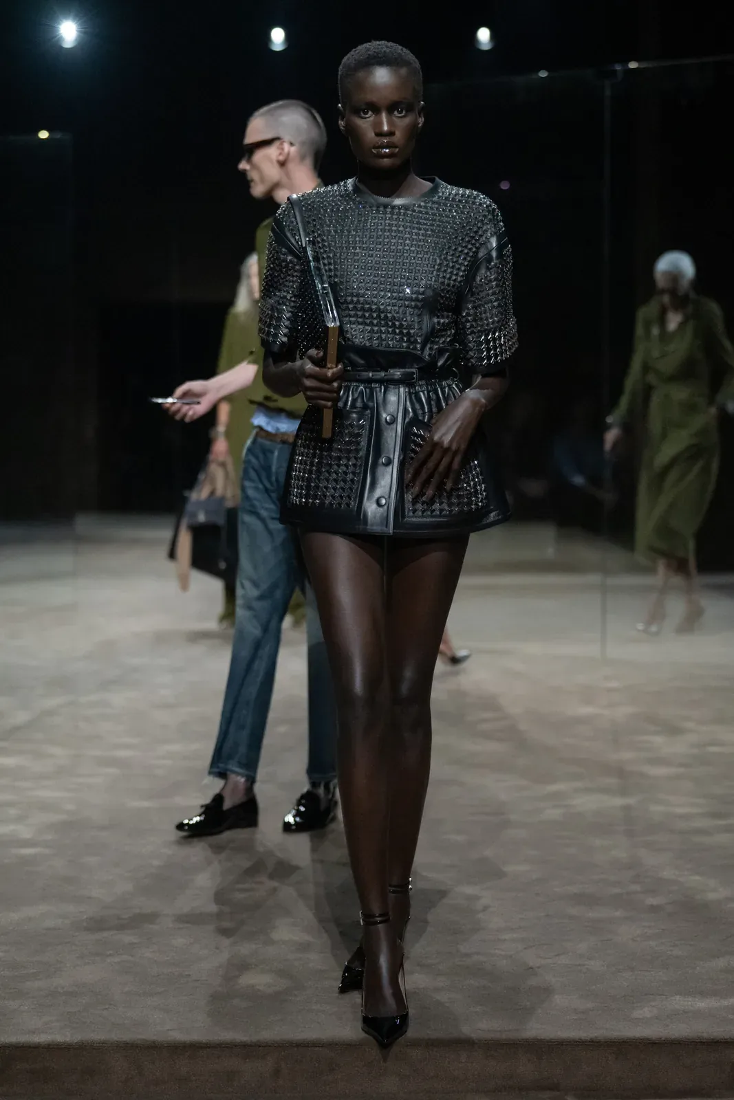 metal-tom-ford-ss27-08