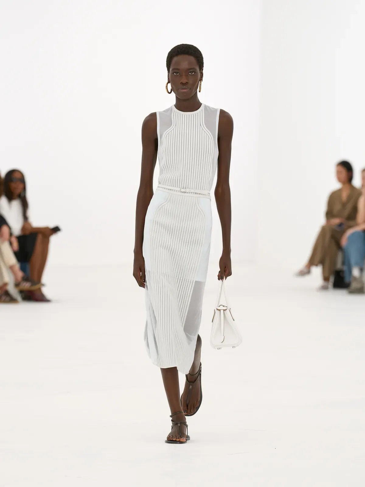 metal-hermes-ss27-04