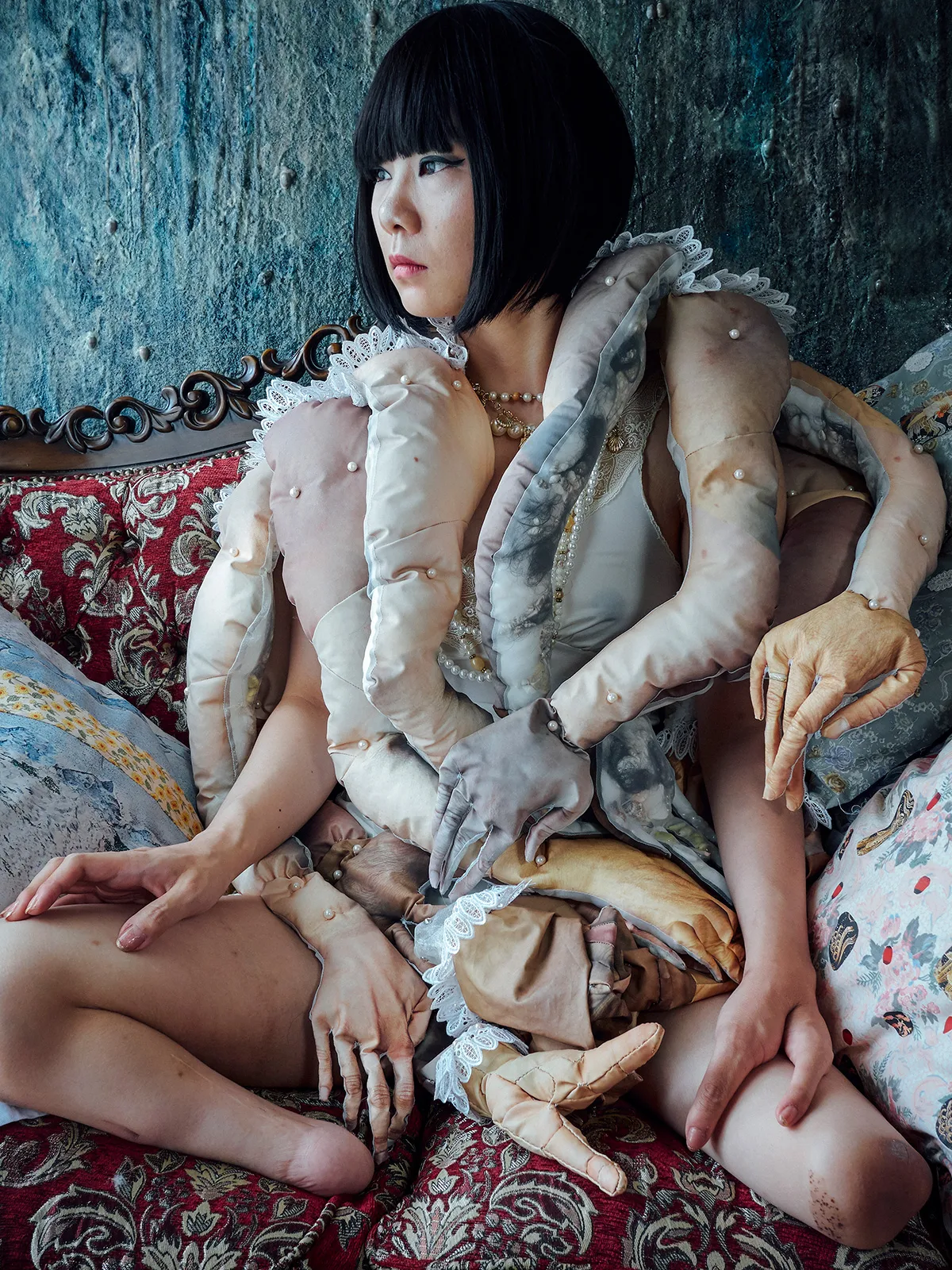 ©-Mari-KATAYAMA,-Bystander-#023,-2016.-Courtesy-Mari-Katayama-Studio-and-Galerie-Suzanne-Tarasieve,-Paris