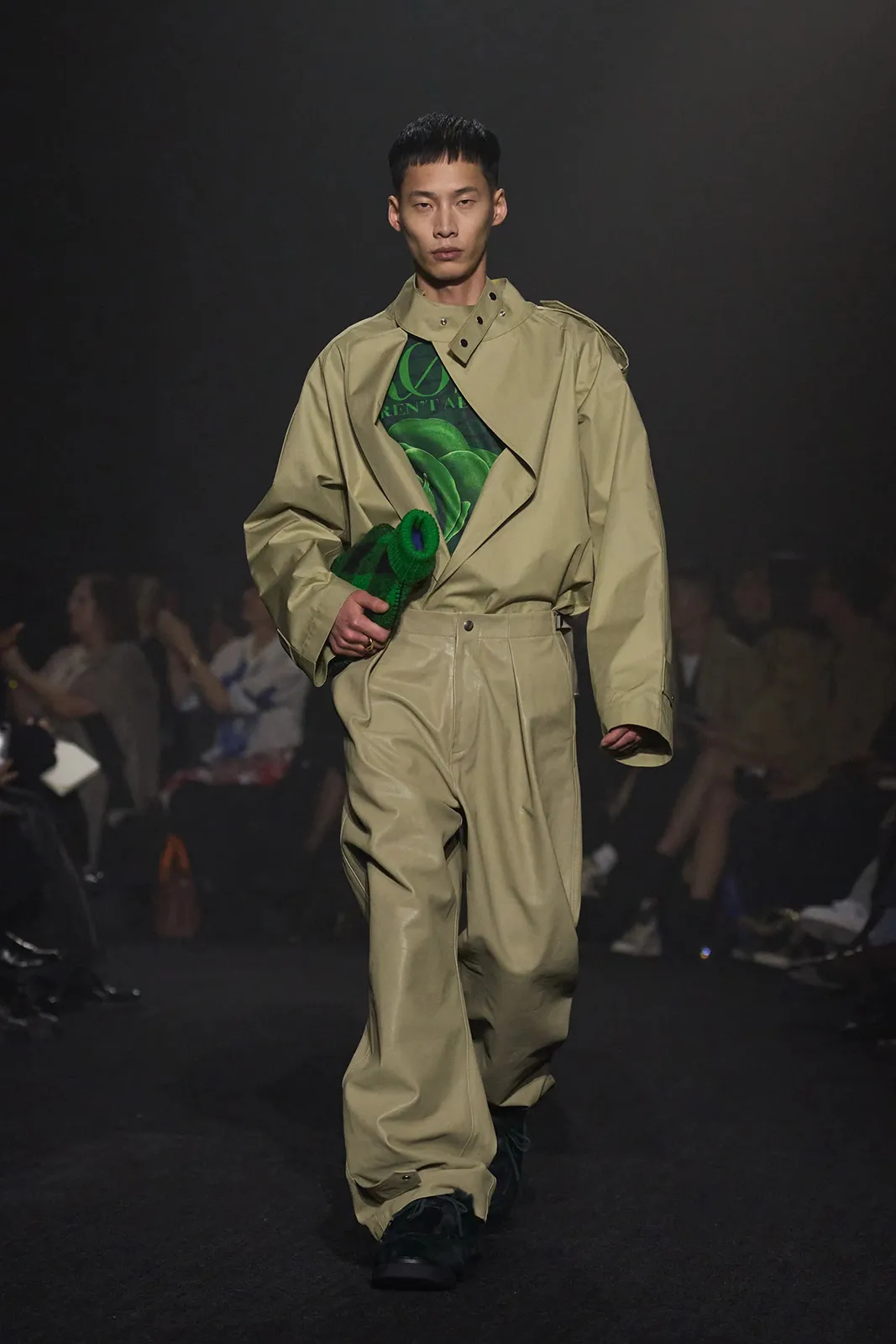 Burberry Fall 2023 Ready to Wear Gorunway 19