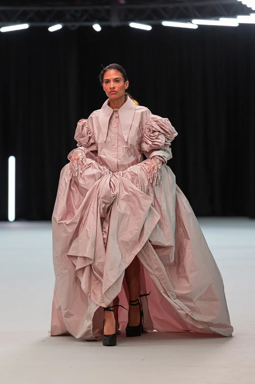 2025_MDMA_DEFILE-Catwalk_coll-VincentDelobelle_3