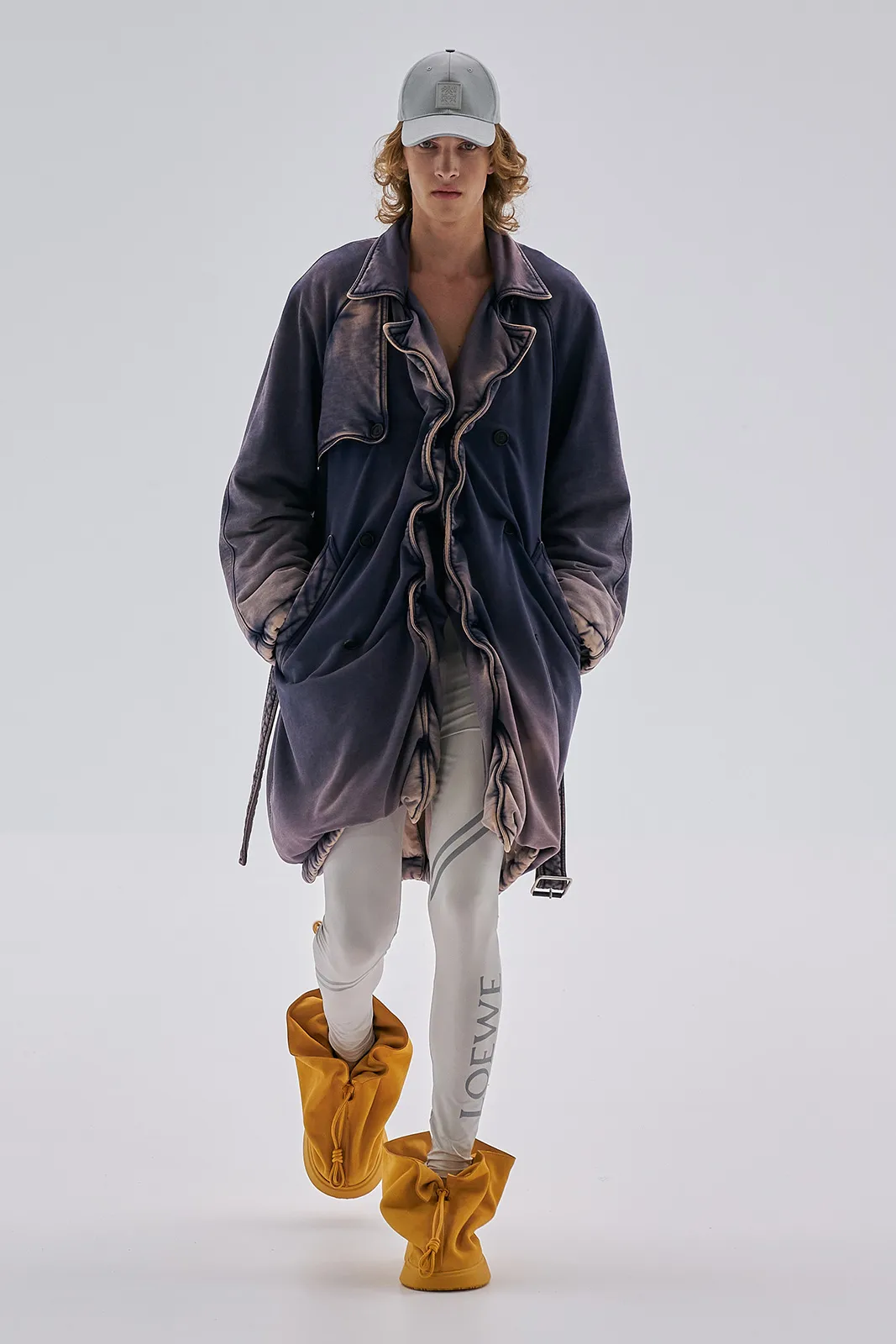 Loewe S S23 Mens Show Runway Look 18 Front Rgb Cropped 2x3 18