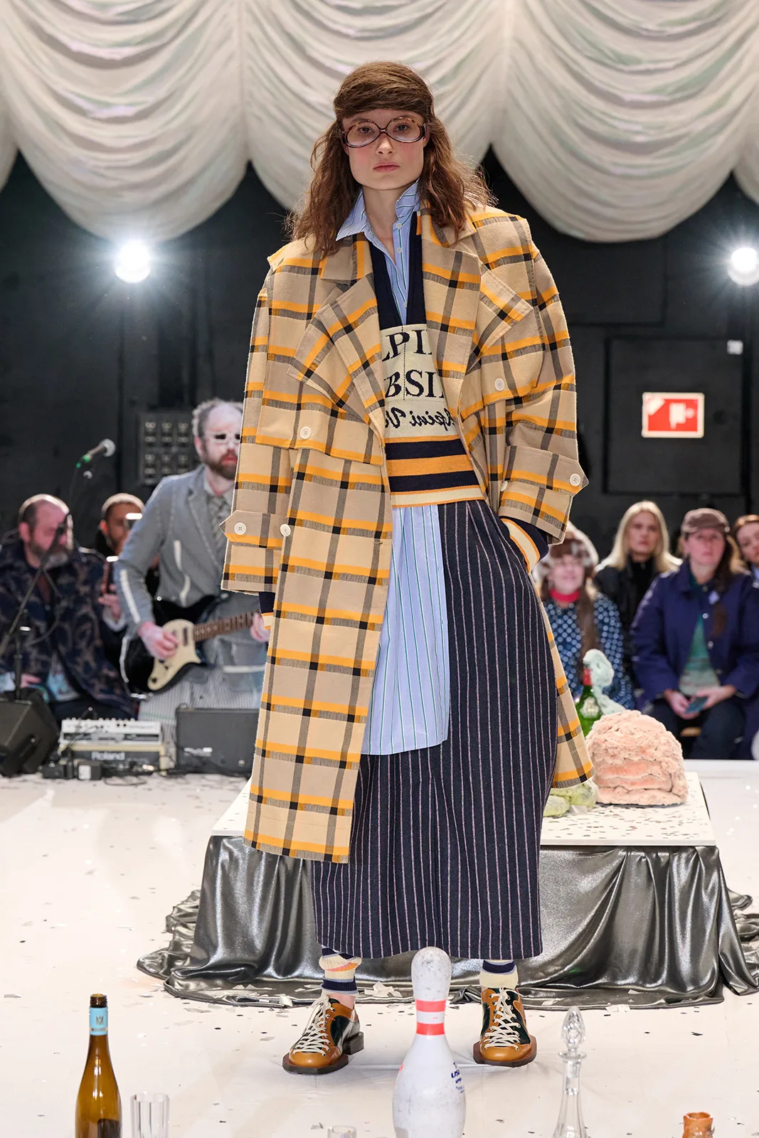 AW25-Copenhagen-Fashion-Week-Henrik-Vibskov-Runway-2x3-James-Cochrane-15