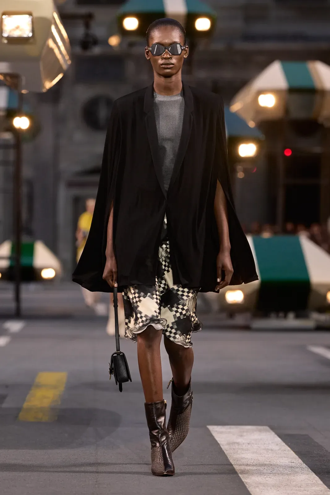 metal-louis-vuitton-ss27-43