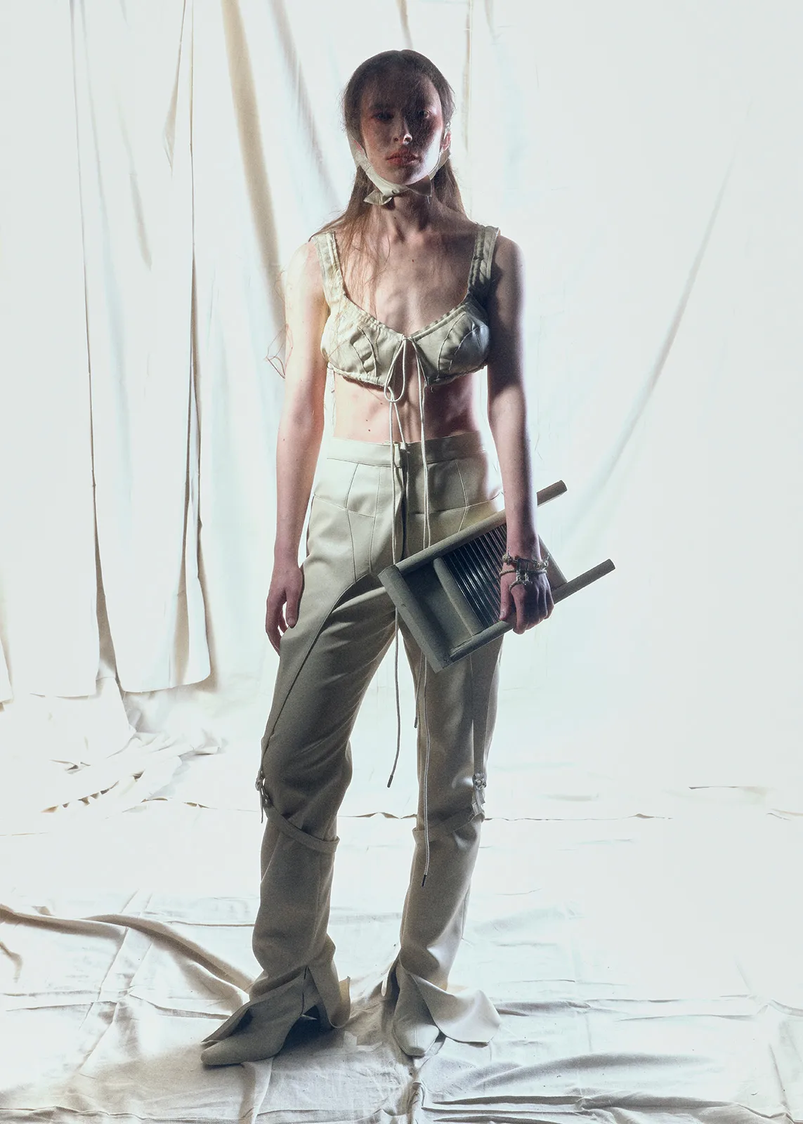 Elena Velez Metalmagazine 19