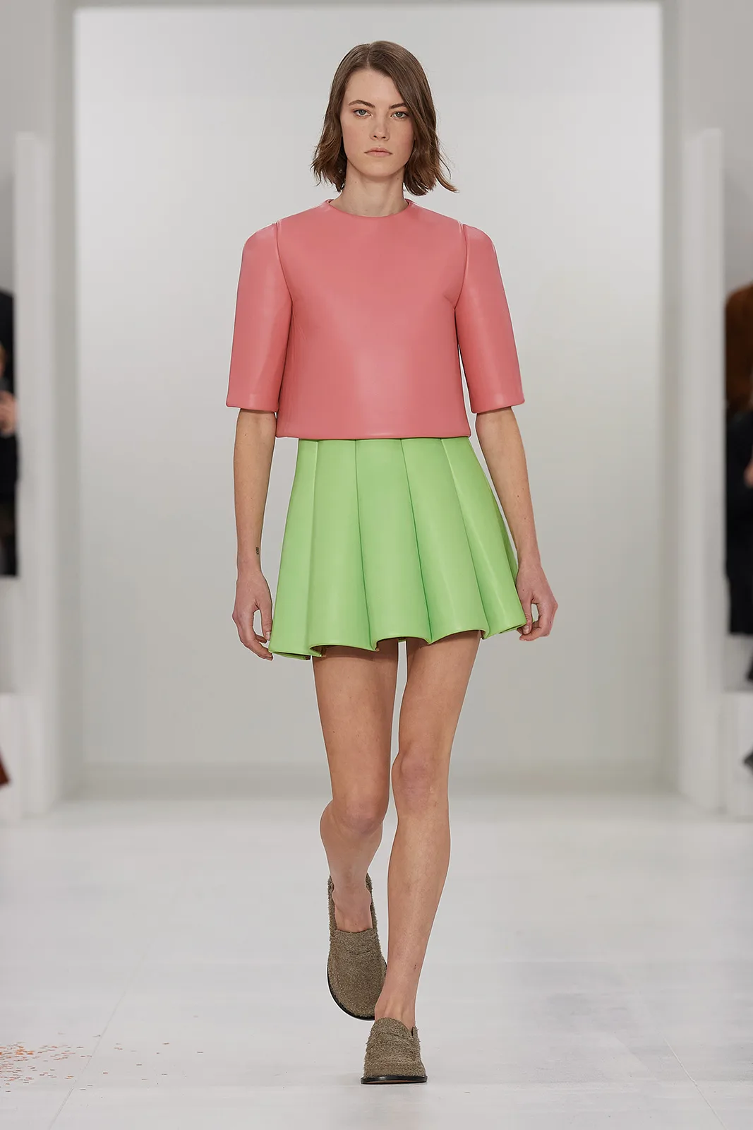 Loewe F W23 Ww Show Runway Look 38