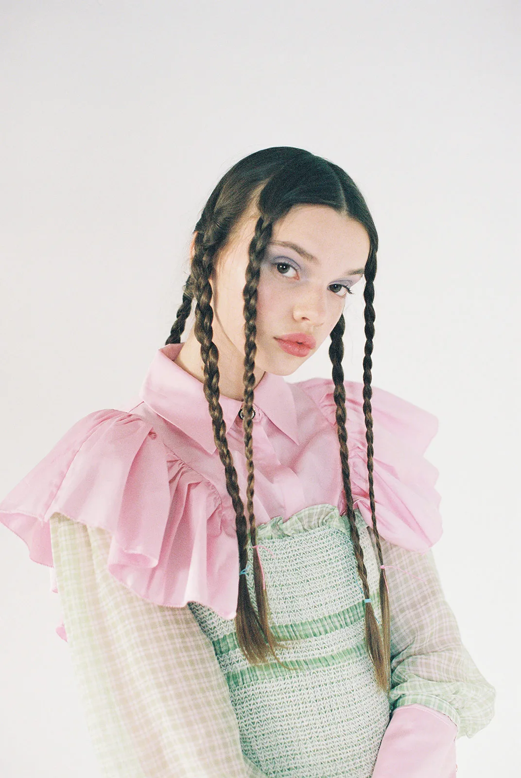 Xanthe Hutchinson Metalmagazine11