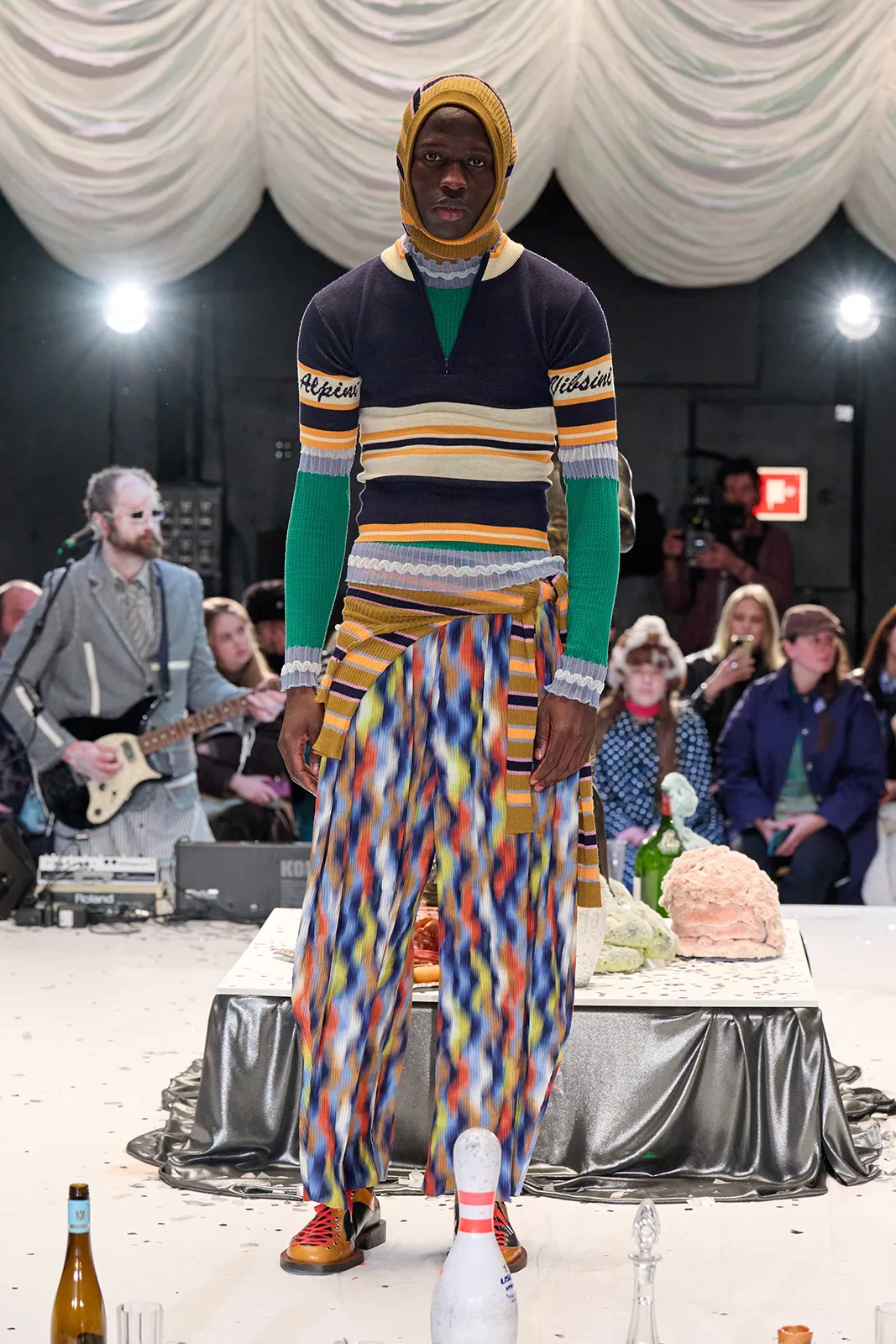AW25-Copenhagen-Fashion-Week-Henrik-Vibskov-Runway-2x3-James-Cochrane-20