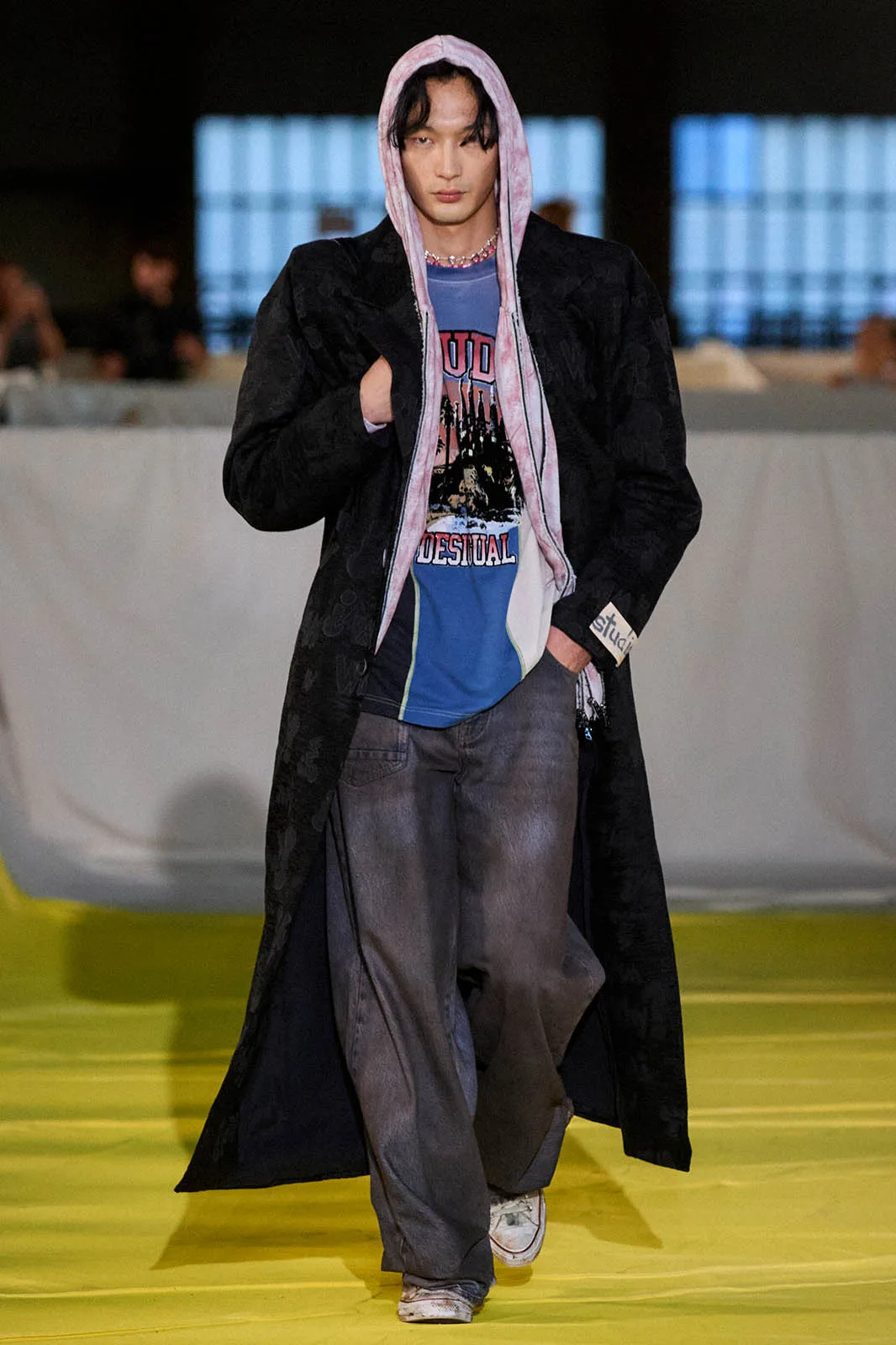RUNWAY_LOOK_22_DESIGUAL_STUDIO_FASHION_SHOW_2025_3