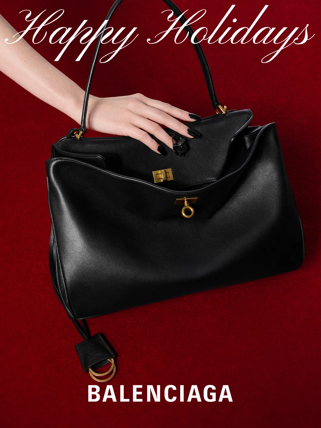 BALENCIAGA-EOY-GIFTING-NAILS-EN-IMAGE-7