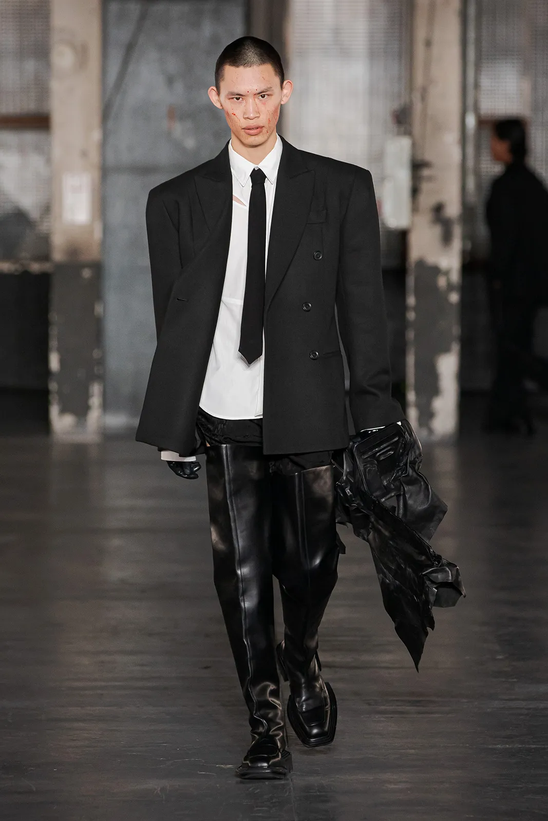 Louis Gabriel Nouchi Metalmagazine 10