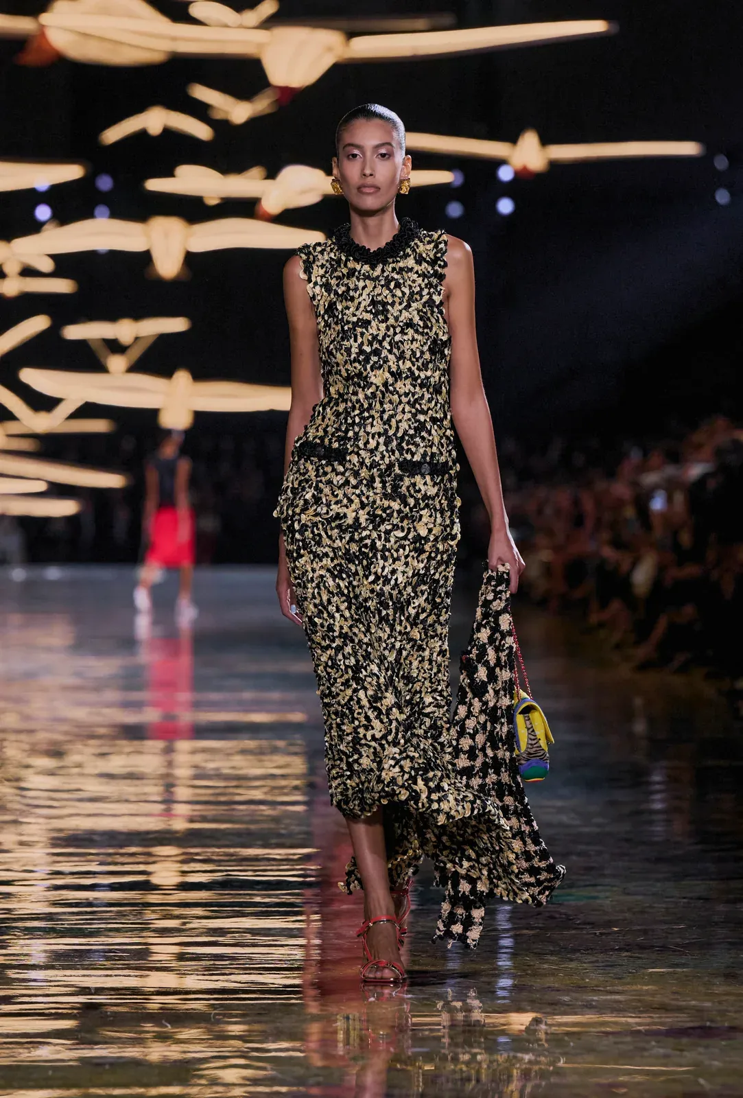 metal-chanel-ss27-75