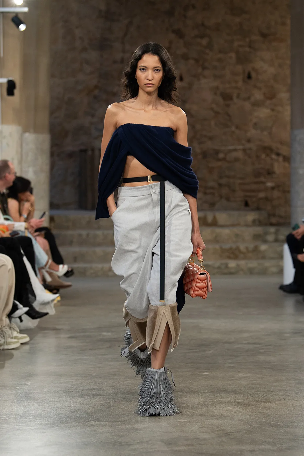 Louis-Vuitton_CR25_19