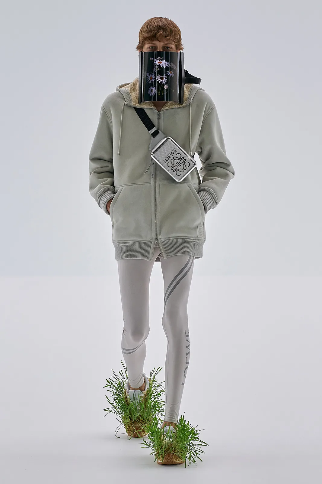 Loewe S S23 Mens Show Runway Look 10 Front Rgb Cropped 2x3 10