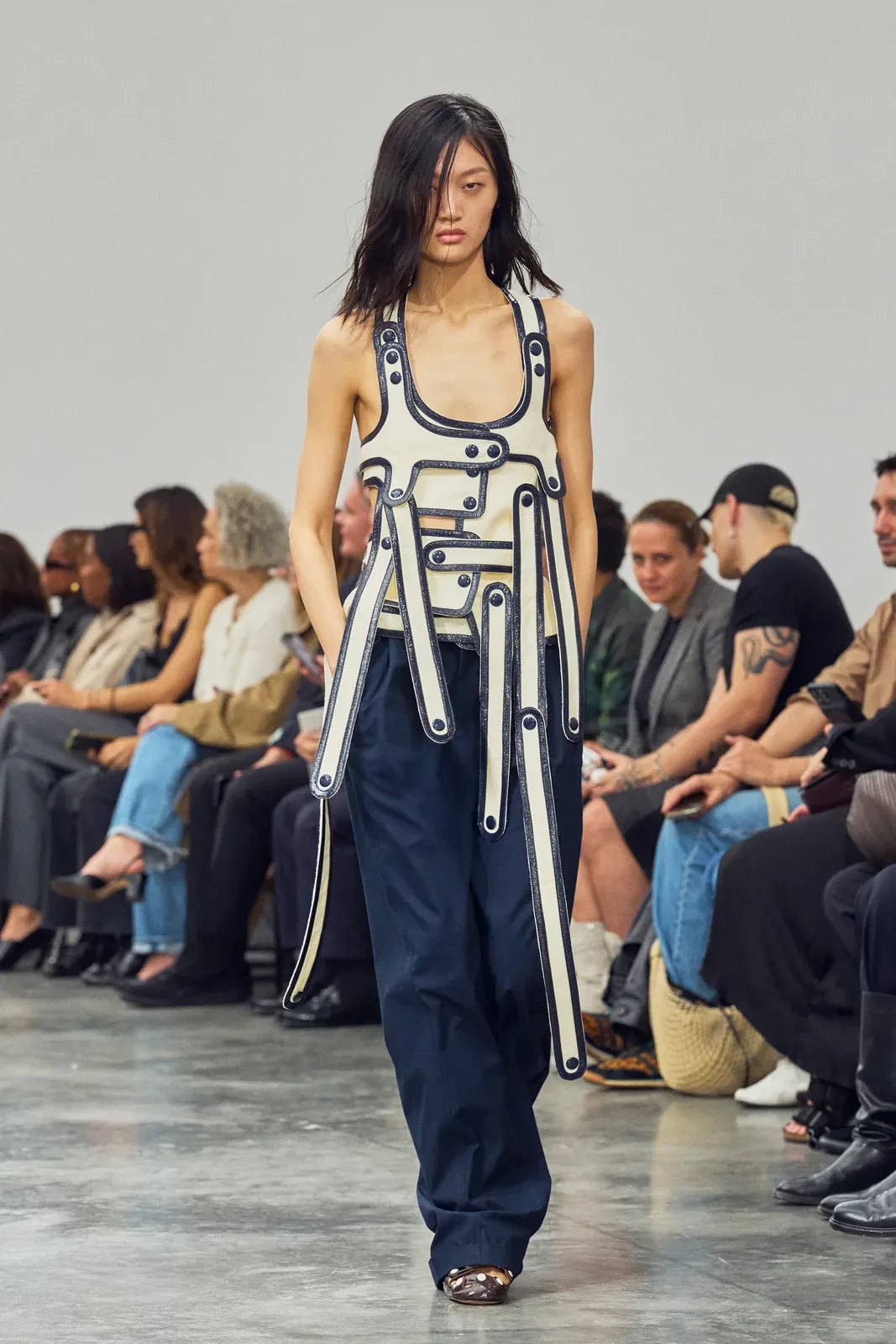 metal-courreges-16.webp