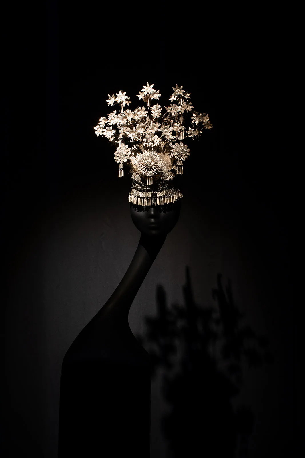 Philip Treacy Metalmagazine 4