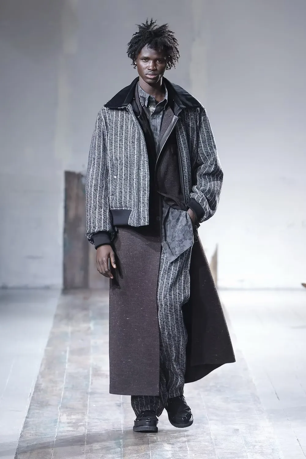 Yohji-Yamamoto-POUR-HOMME-AW24_6