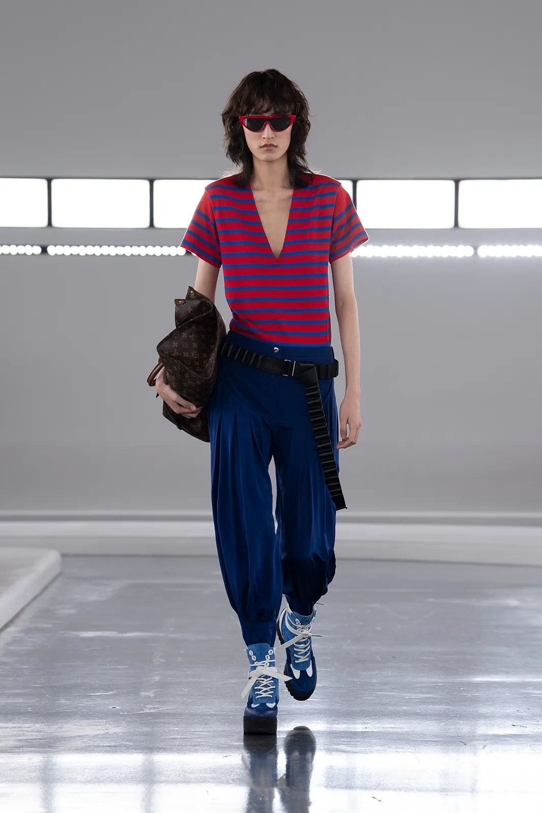 Louis_Vuitton_Women_s_Pre-Fall_2024_16