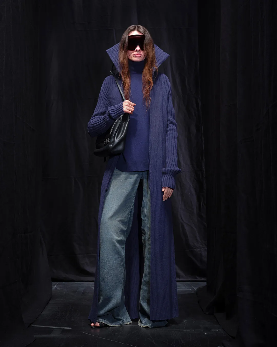 BALENCIAGA-WINTER-25-LOOK-22_WINTER