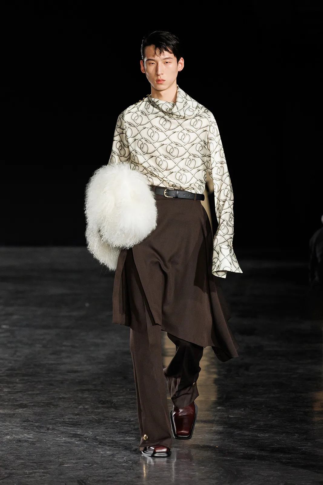 Egonlab_fw25_runway_press_look_034