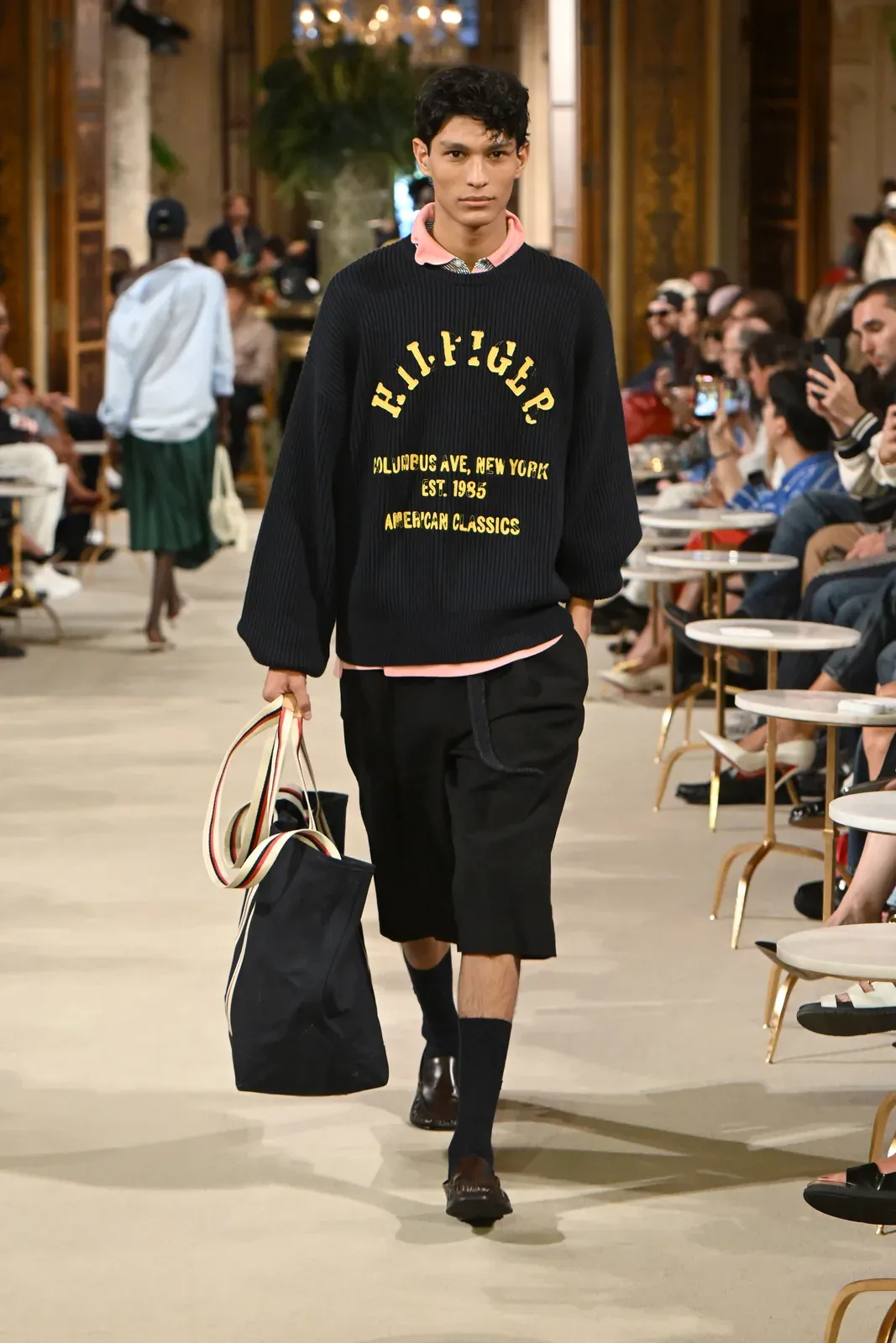 metal-tommy-hilfiger-spring-2027-49.webp