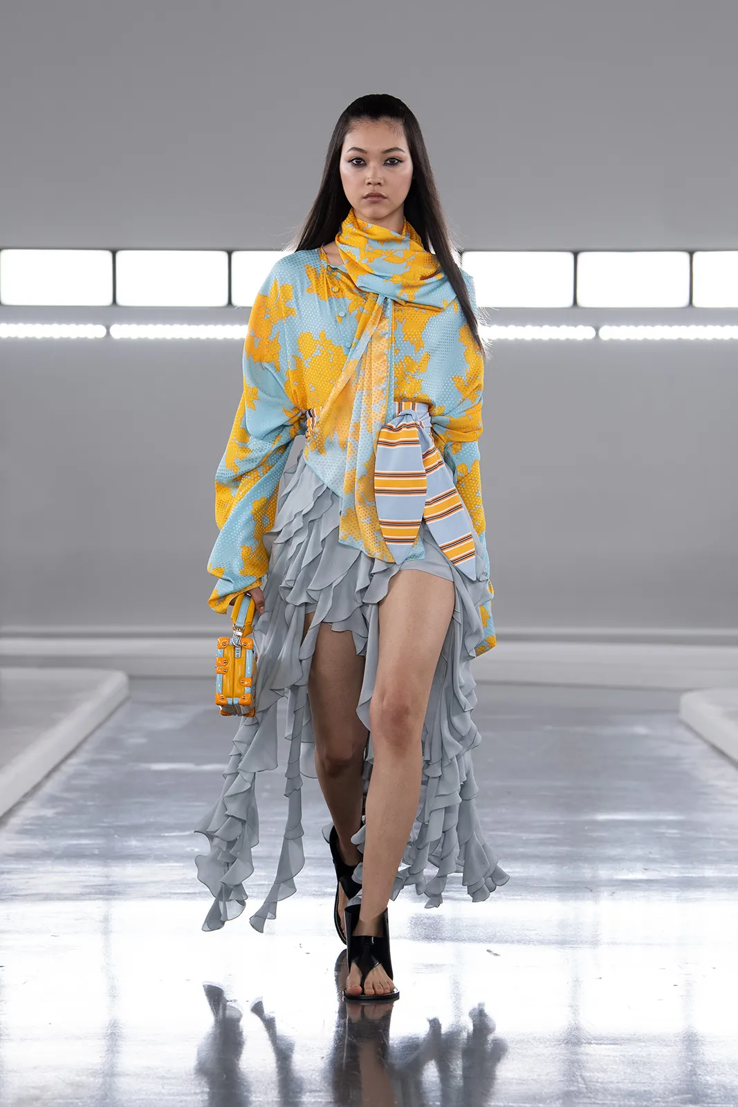Louis_Vuitton_Women_s_Pre-Fall_2024_30