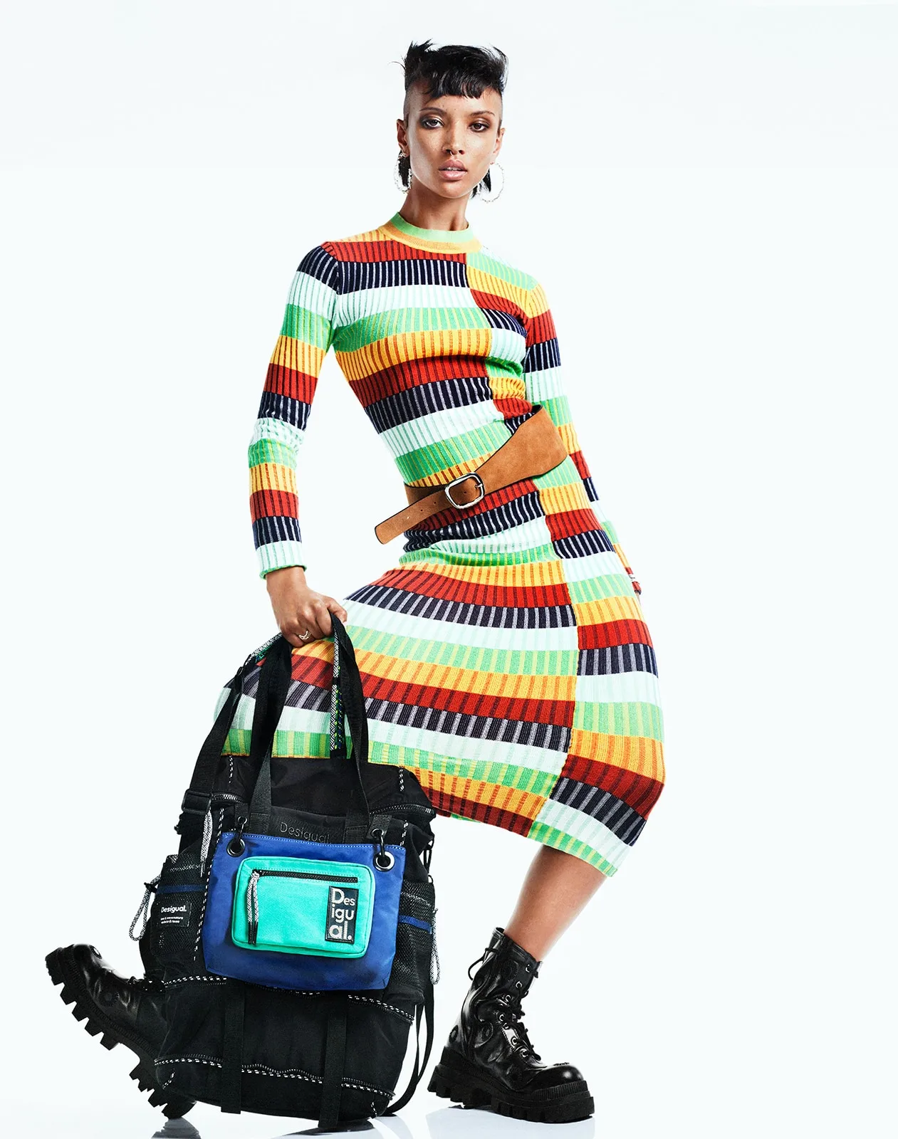 Desigual F W23 Campaign Extraordinary 14