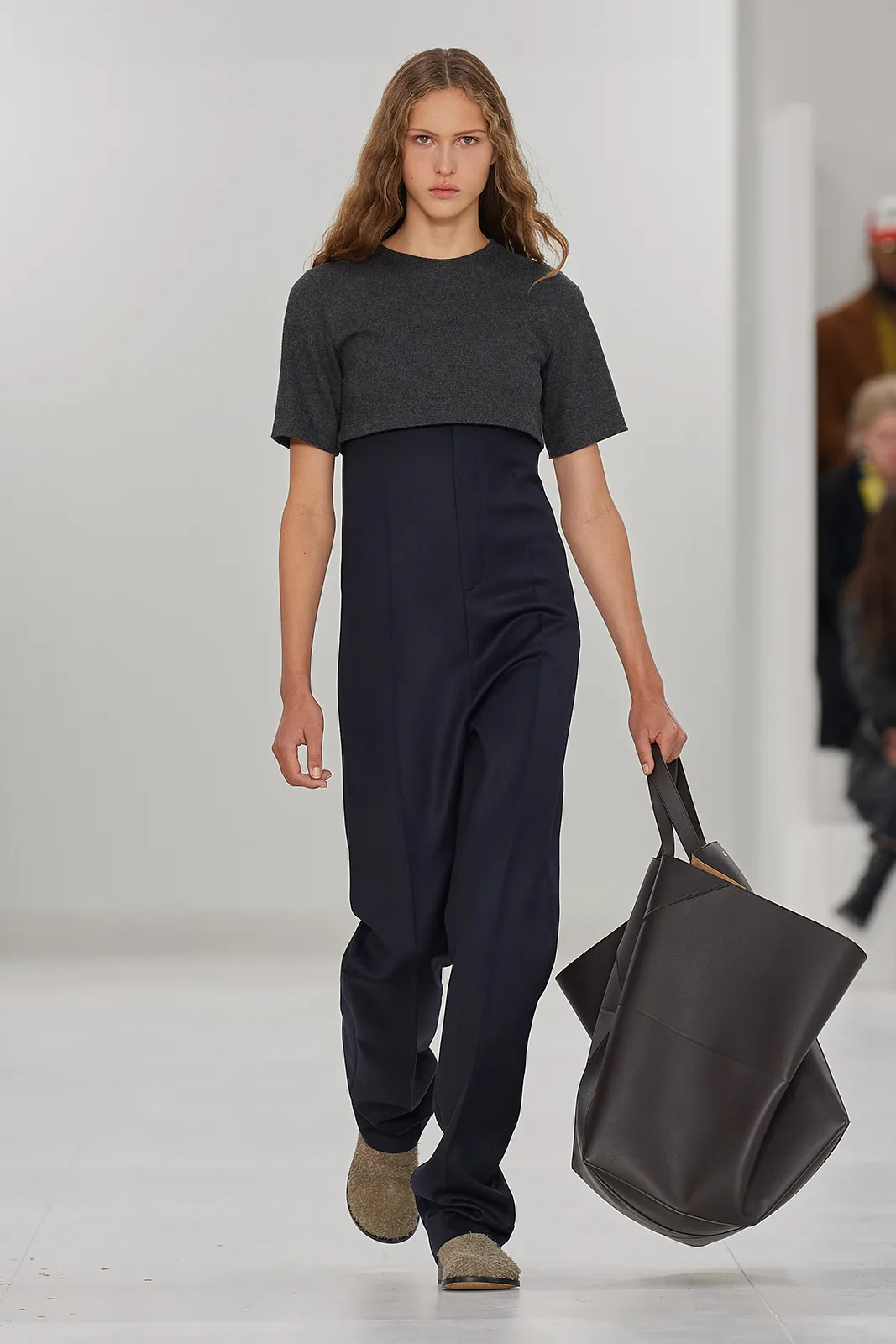 Loewe F W23 Ww Show Runway Look 47