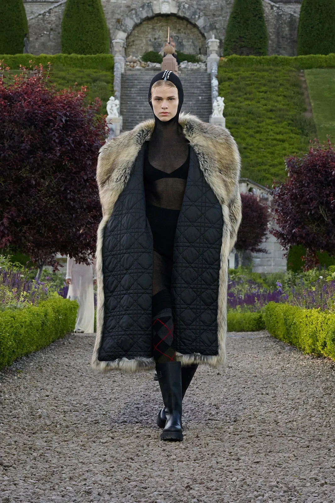 DIOR_CRUISE25_24