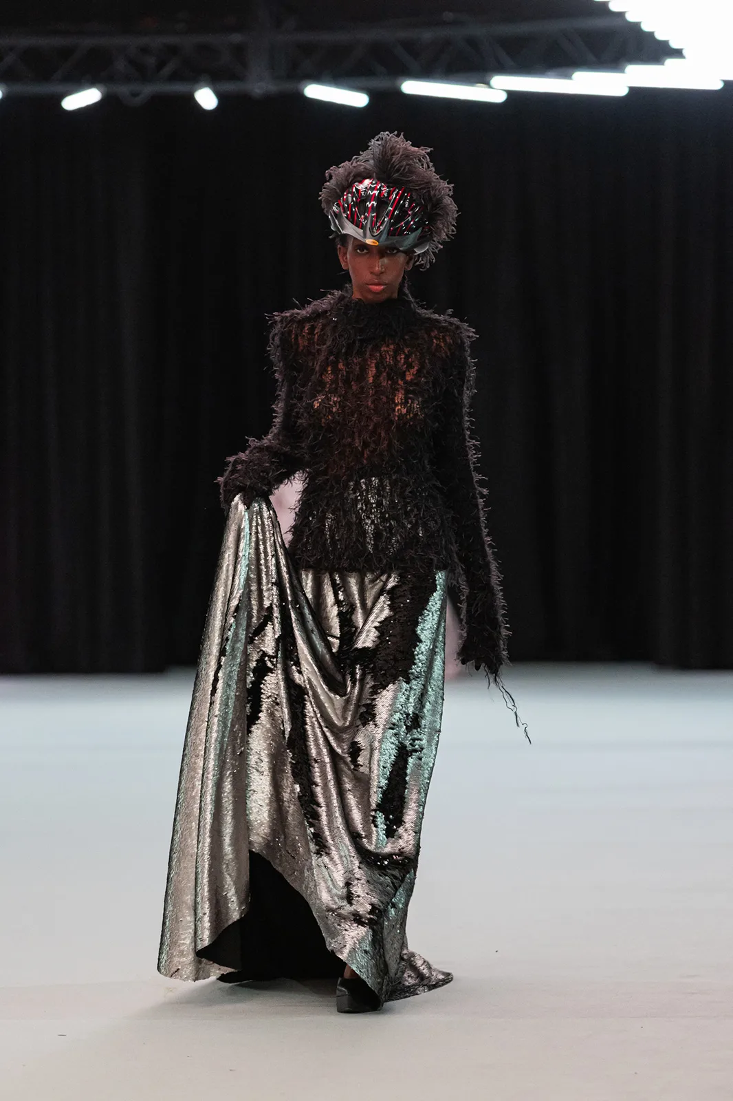2025_MDMA_DEFILE-Catwalk_coll-VincentDelobelle_2