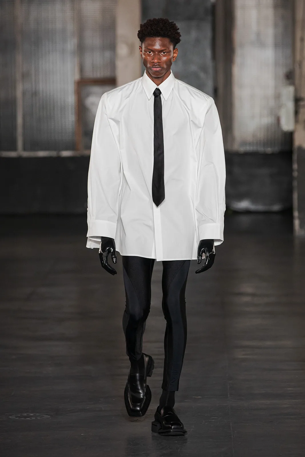 Louis Gabriel Nouchi Metalmagazine 2.jpg
