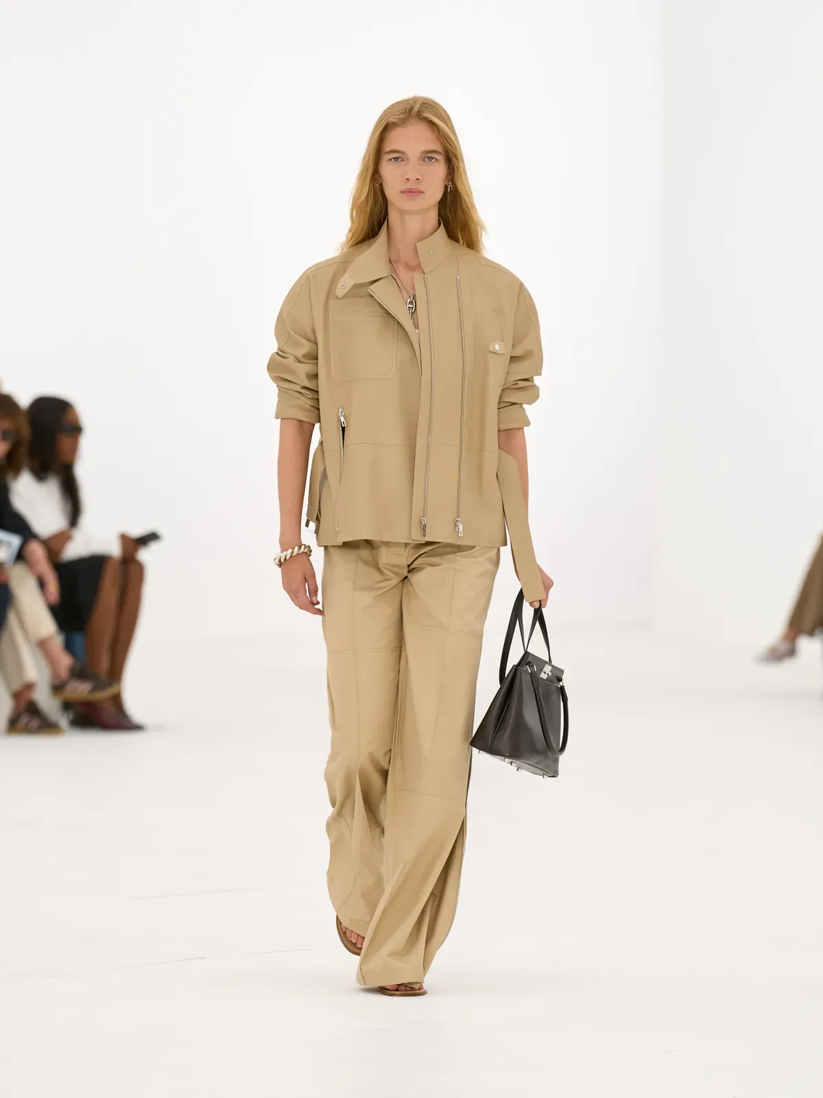 metal-hermes-ss27-08