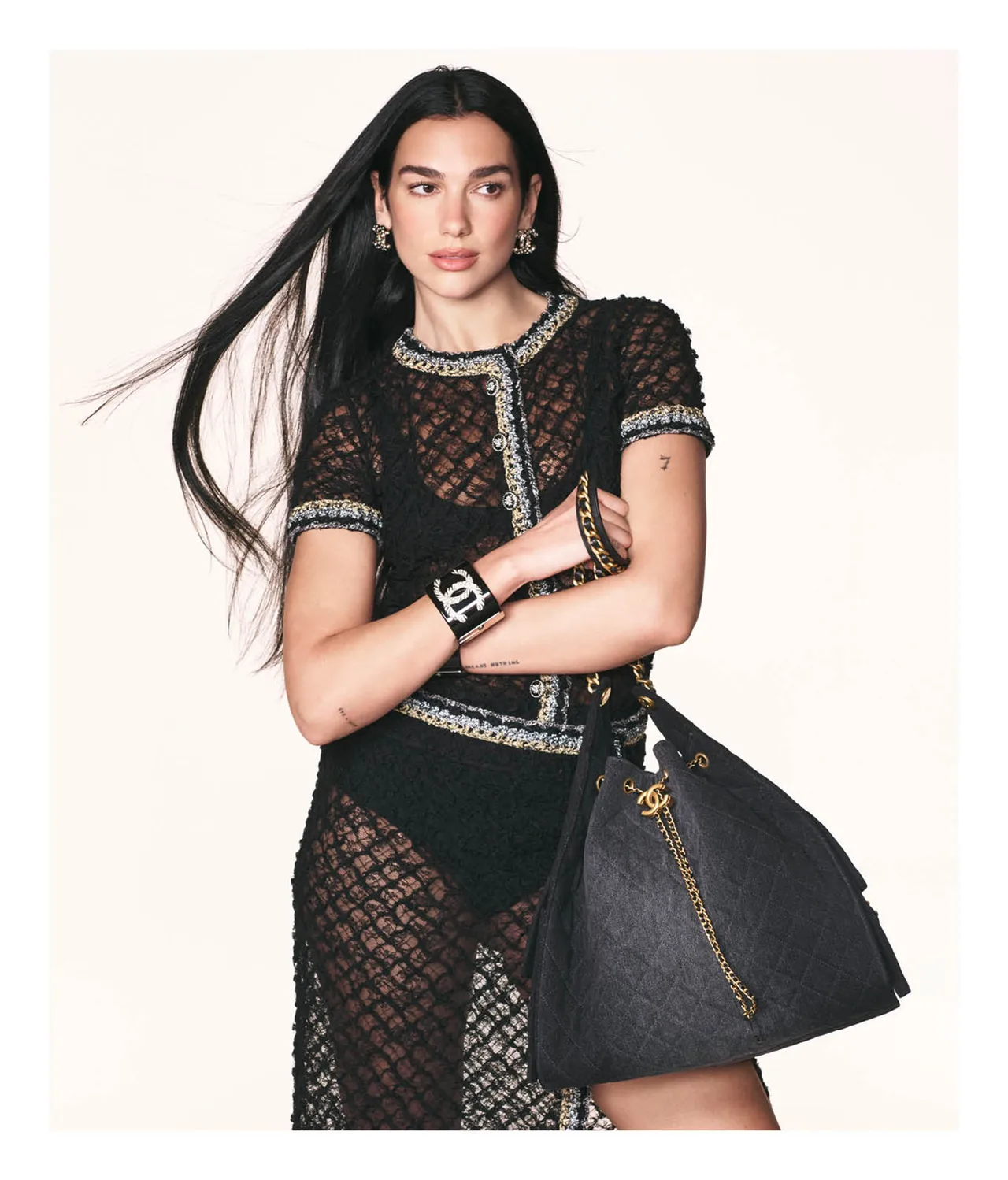 chanel_the-chanel-25-handbag-ad-campaign-2-HD