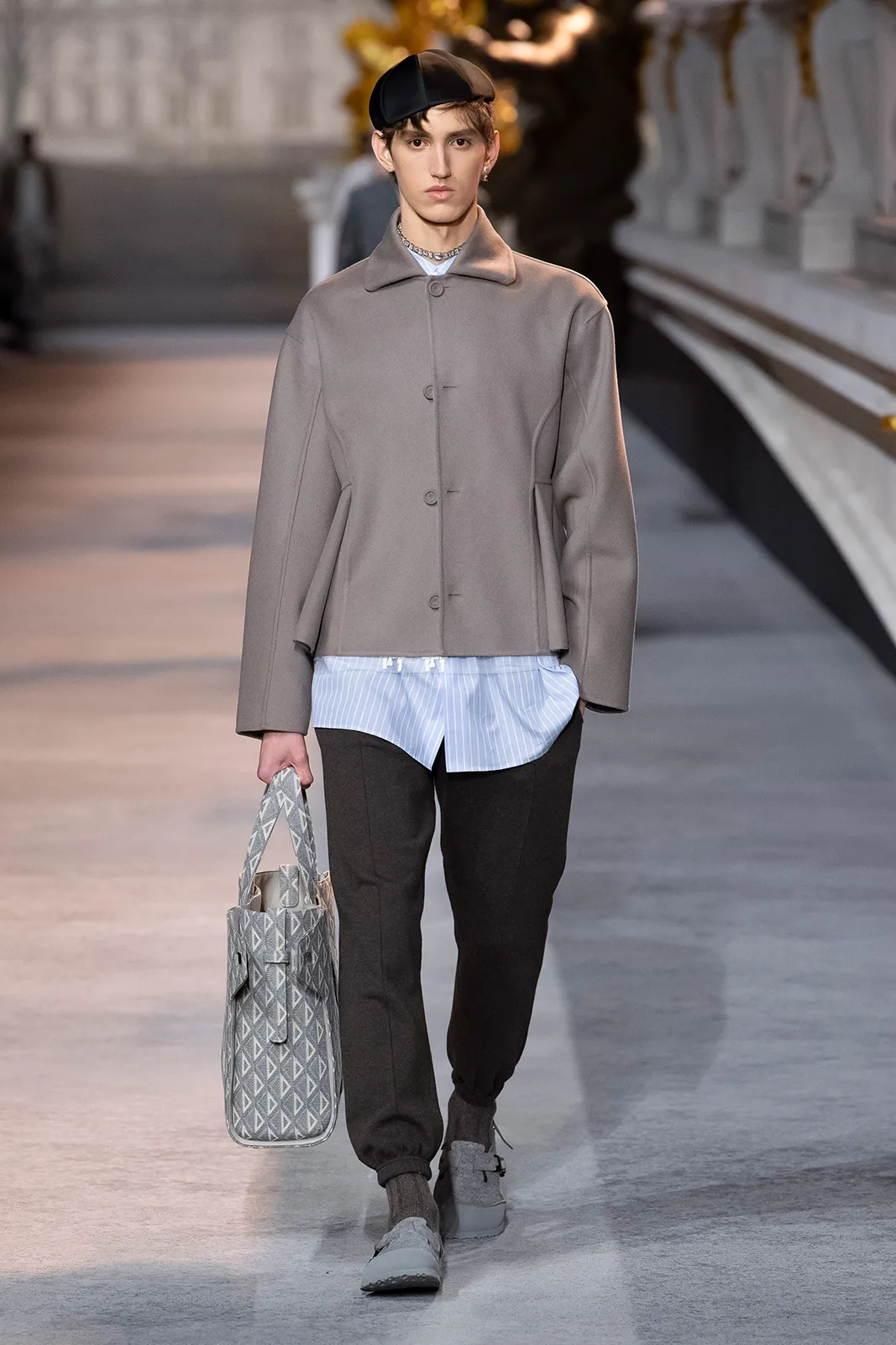 Dior Men W22 23 31.jpg